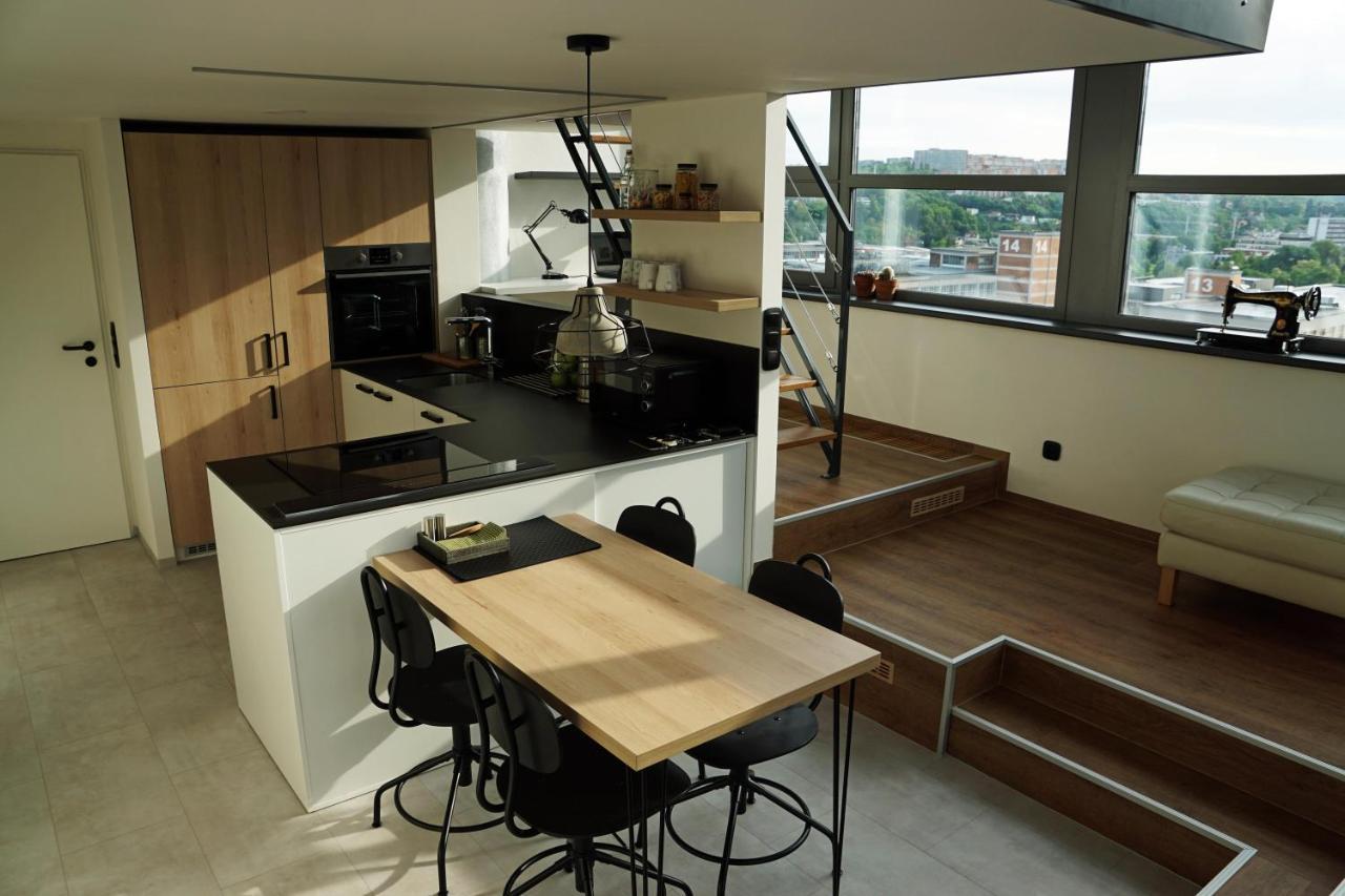 View Skyscraper Bata - Loft Xl Apartman Zlín Kültér fotó