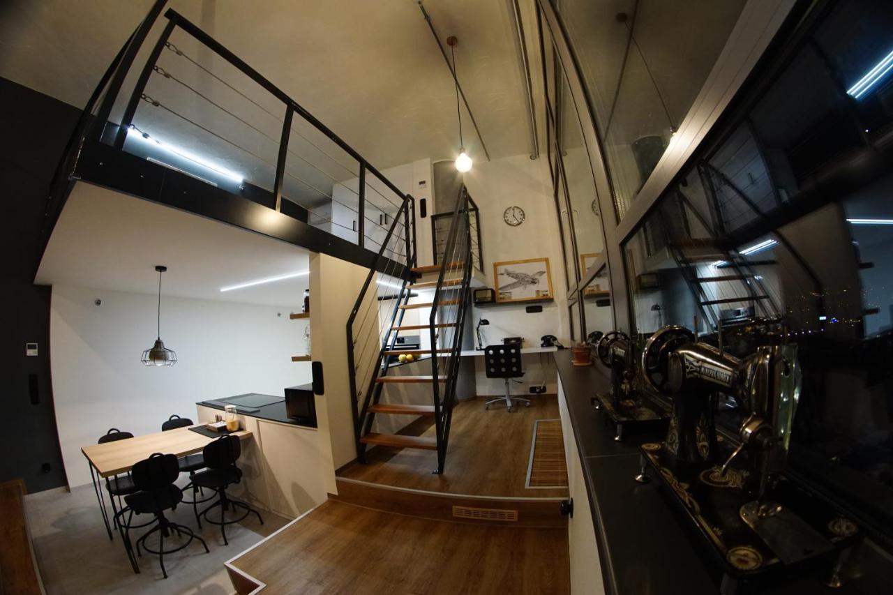 View Skyscraper Bata - Loft Xl Apartman Zlín Kültér fotó