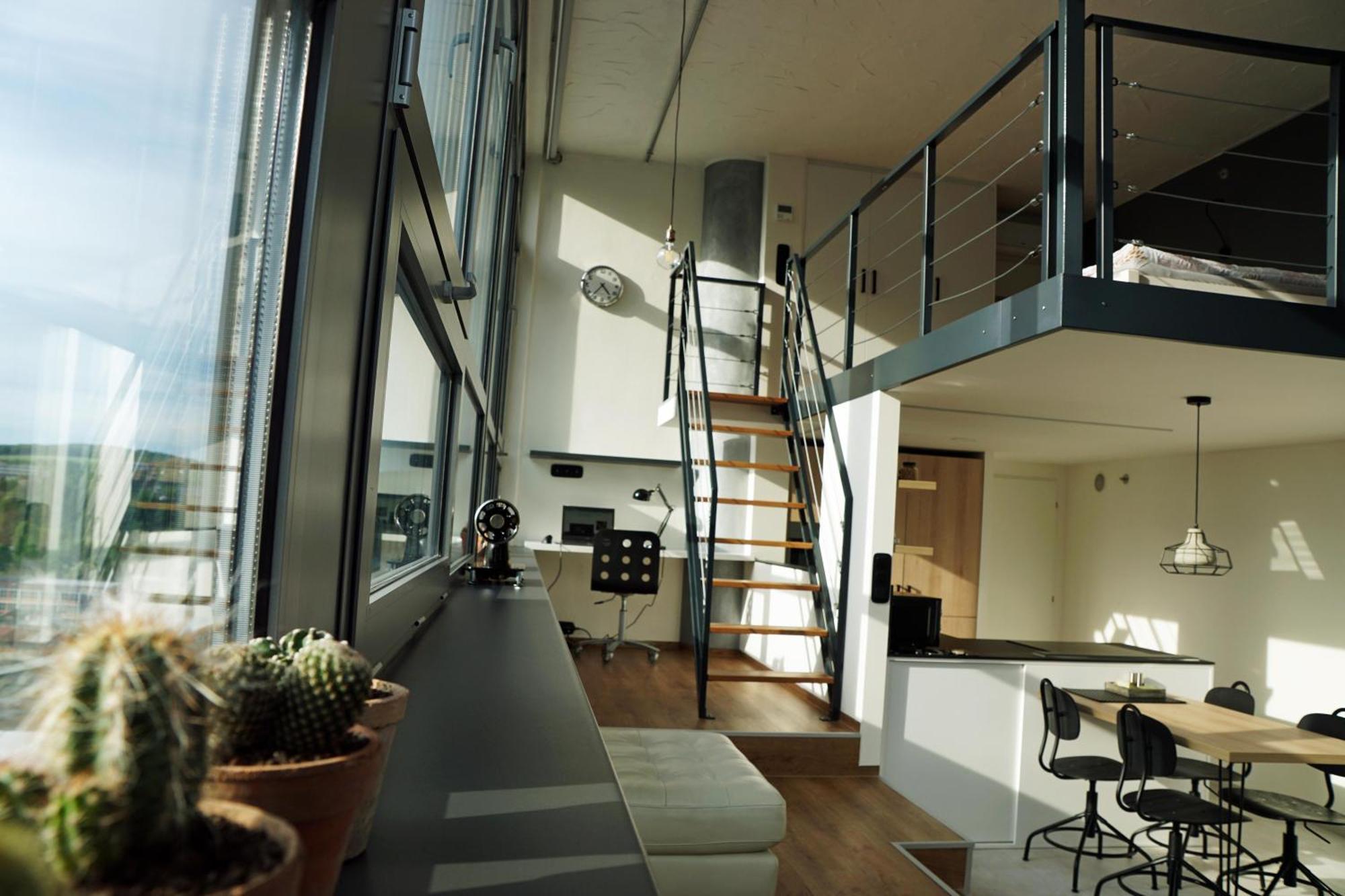 View Skyscraper Bata - Loft Xl Apartman Zlín Kültér fotó